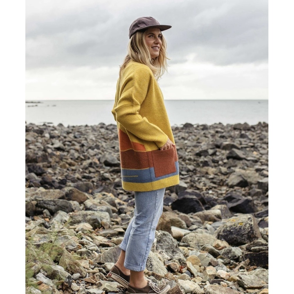 Passenger Vista Recycled Cardigan Amber Gold Women's Medium Made to Roam UK